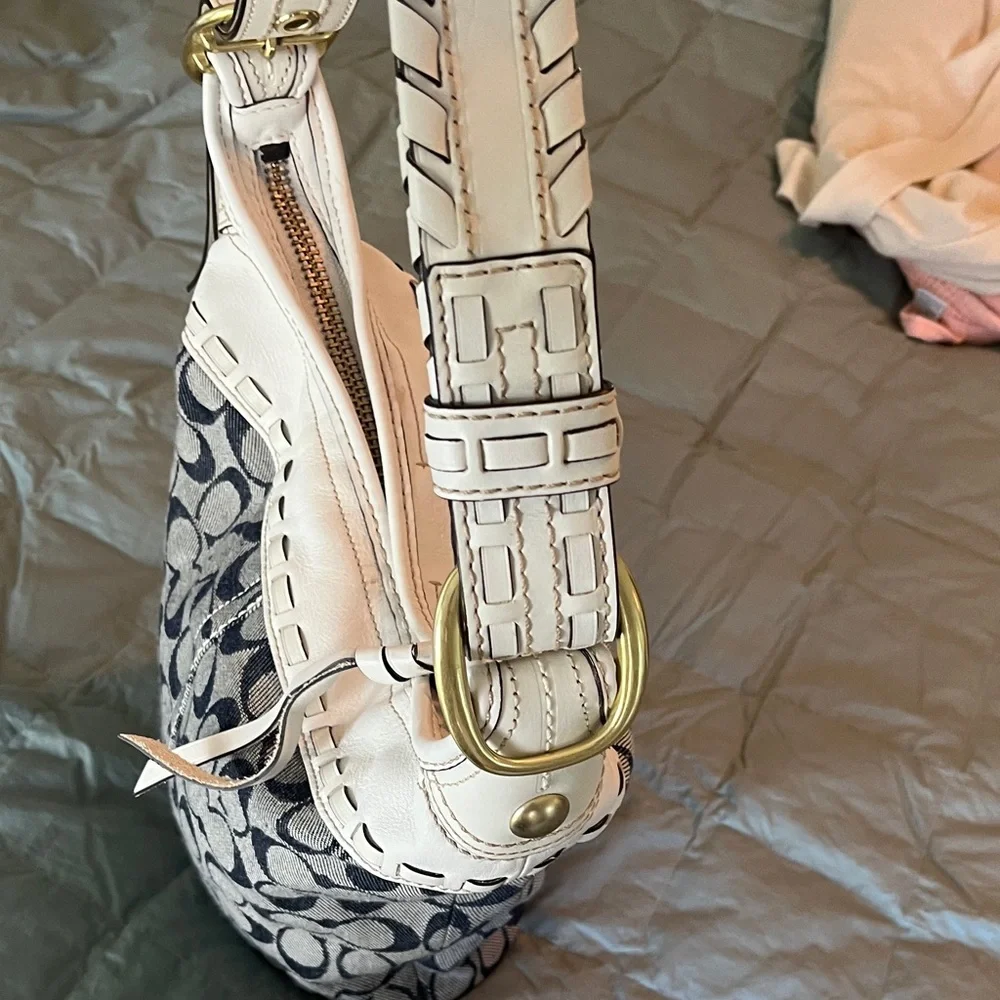 Coach Bleeker trim denim bucket bag - Picture 3 of 11
